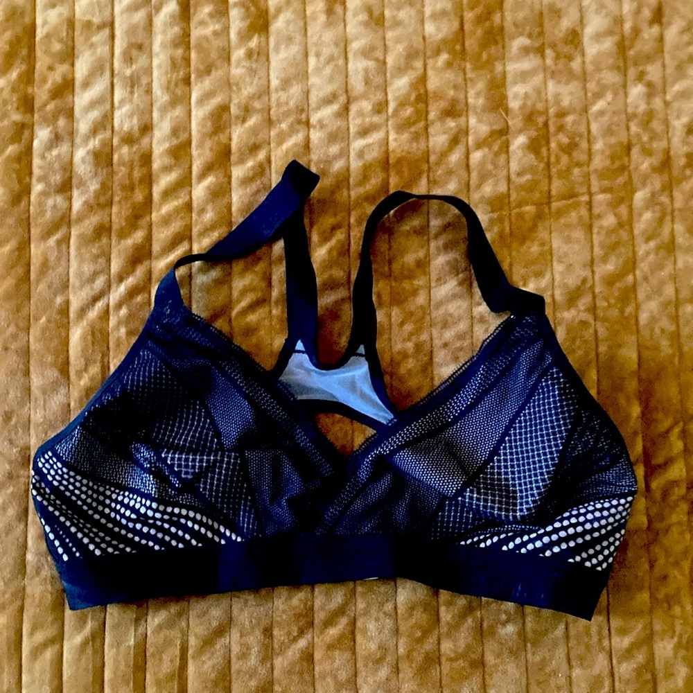 Lululemon Athletica awake to lace bra Black Barely Beige 34C